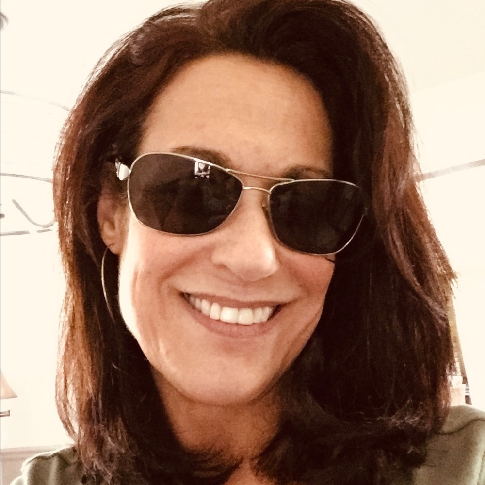 Meet your Posher, Diane